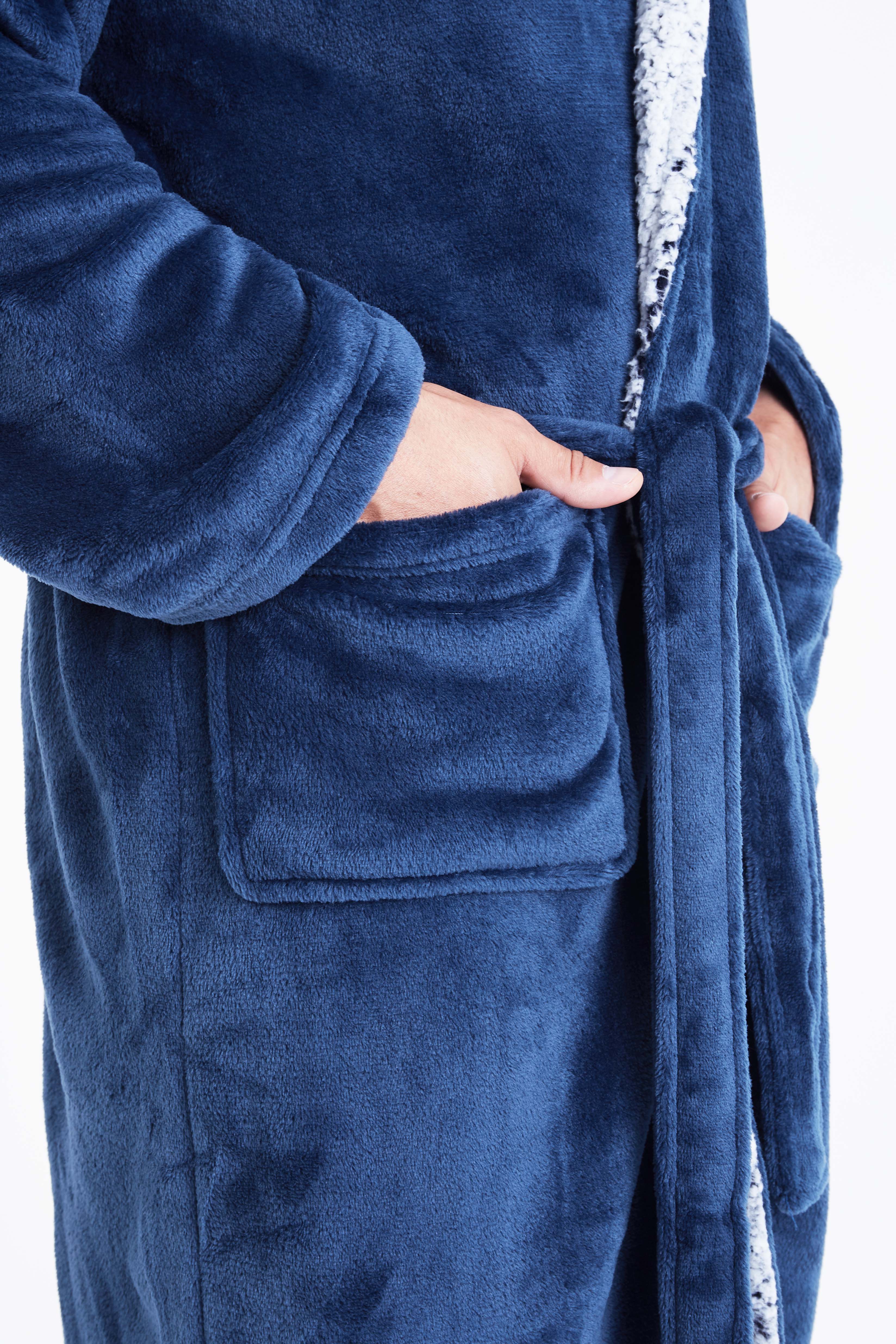 CityComfort Super Soft Luxury Hooded Dressing Gown for Men - Picture 8 of 27